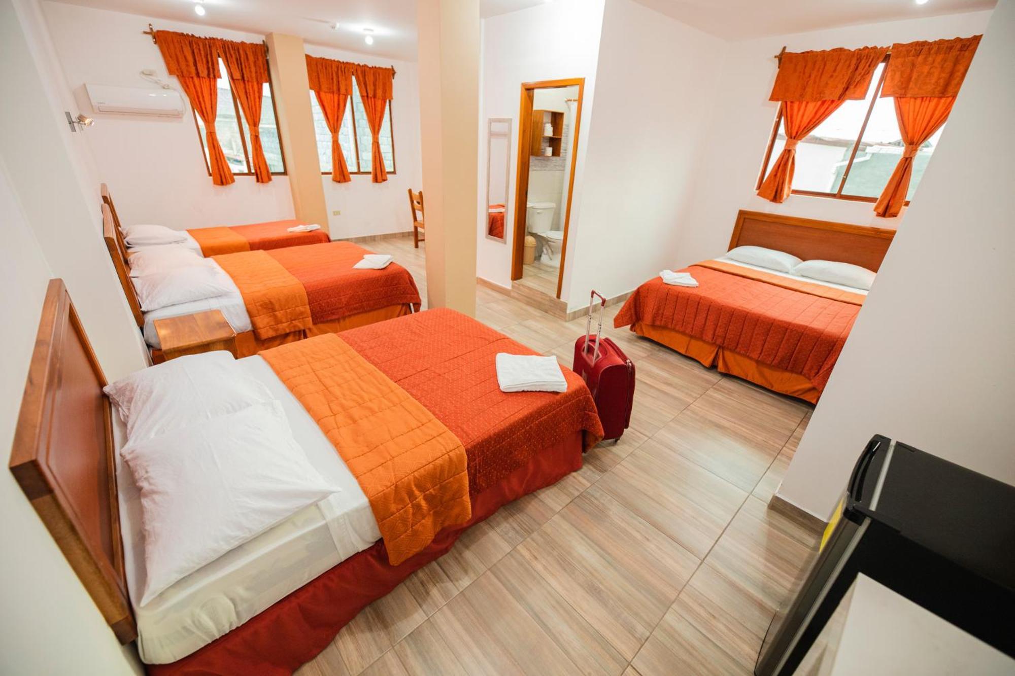 Suites En El Centro Puerto Ayora  Extérieur photo