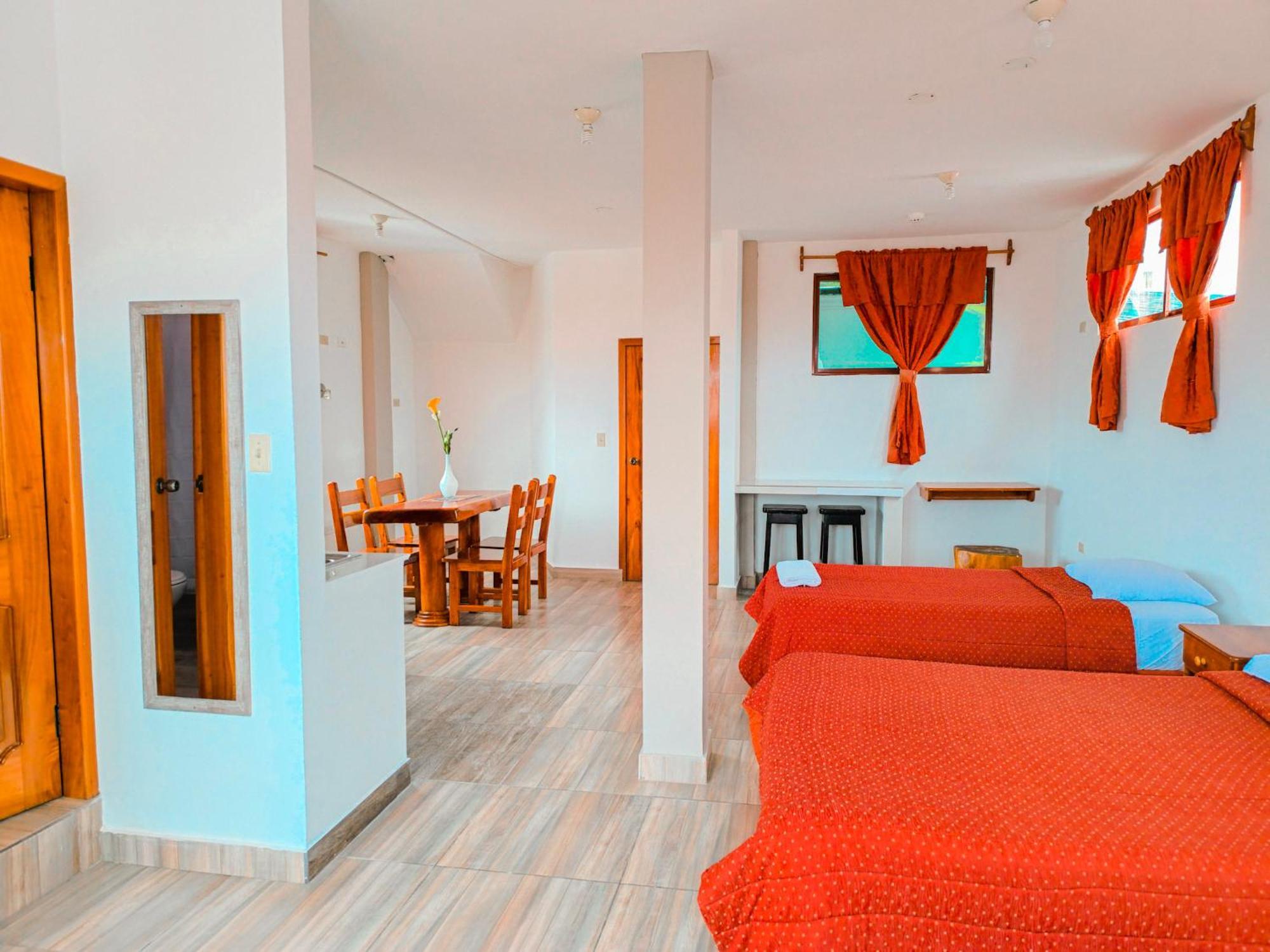 Suites En El Centro Puerto Ayora  Extérieur photo