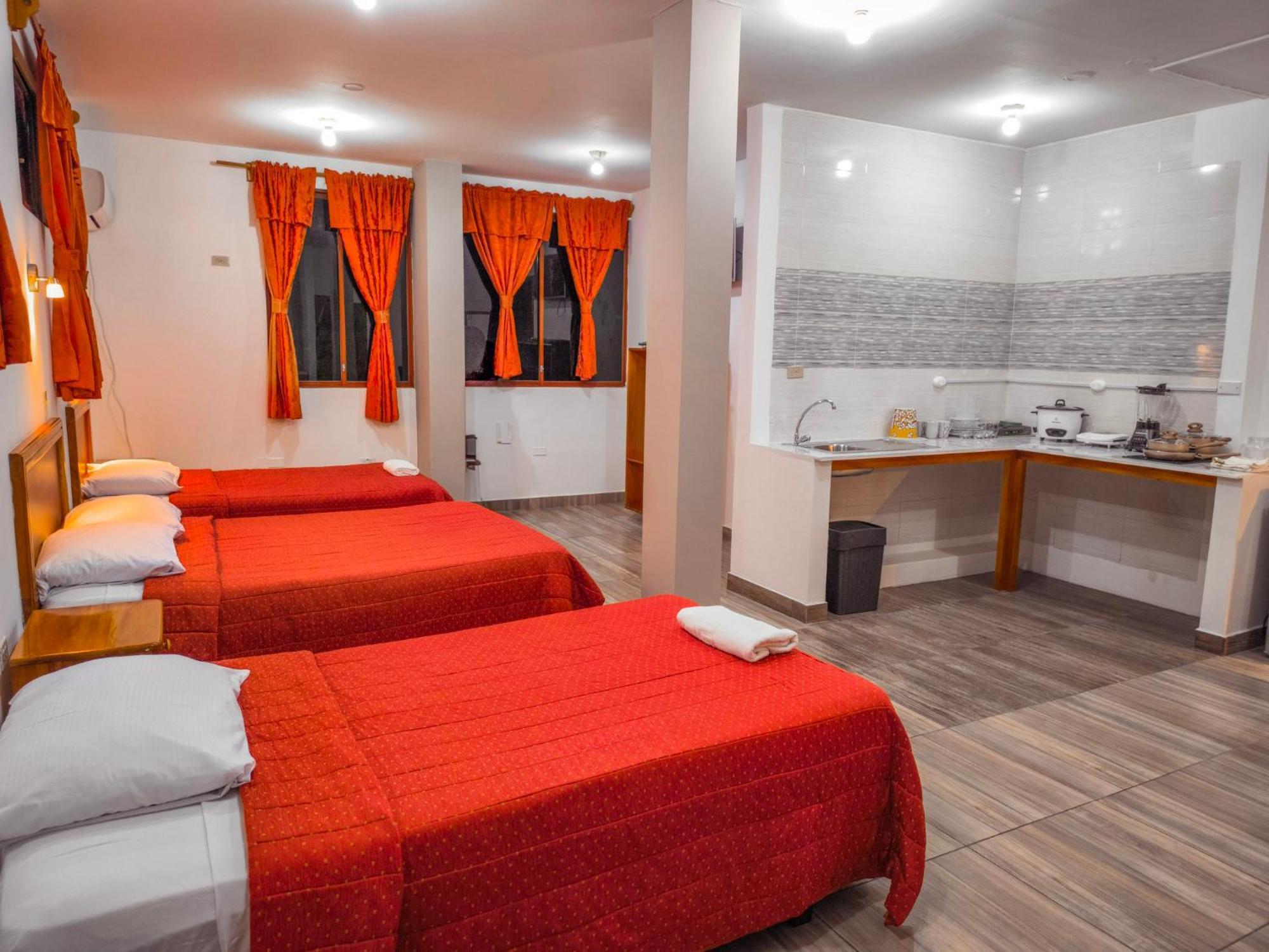 Suites En El Centro Puerto Ayora  Extérieur photo