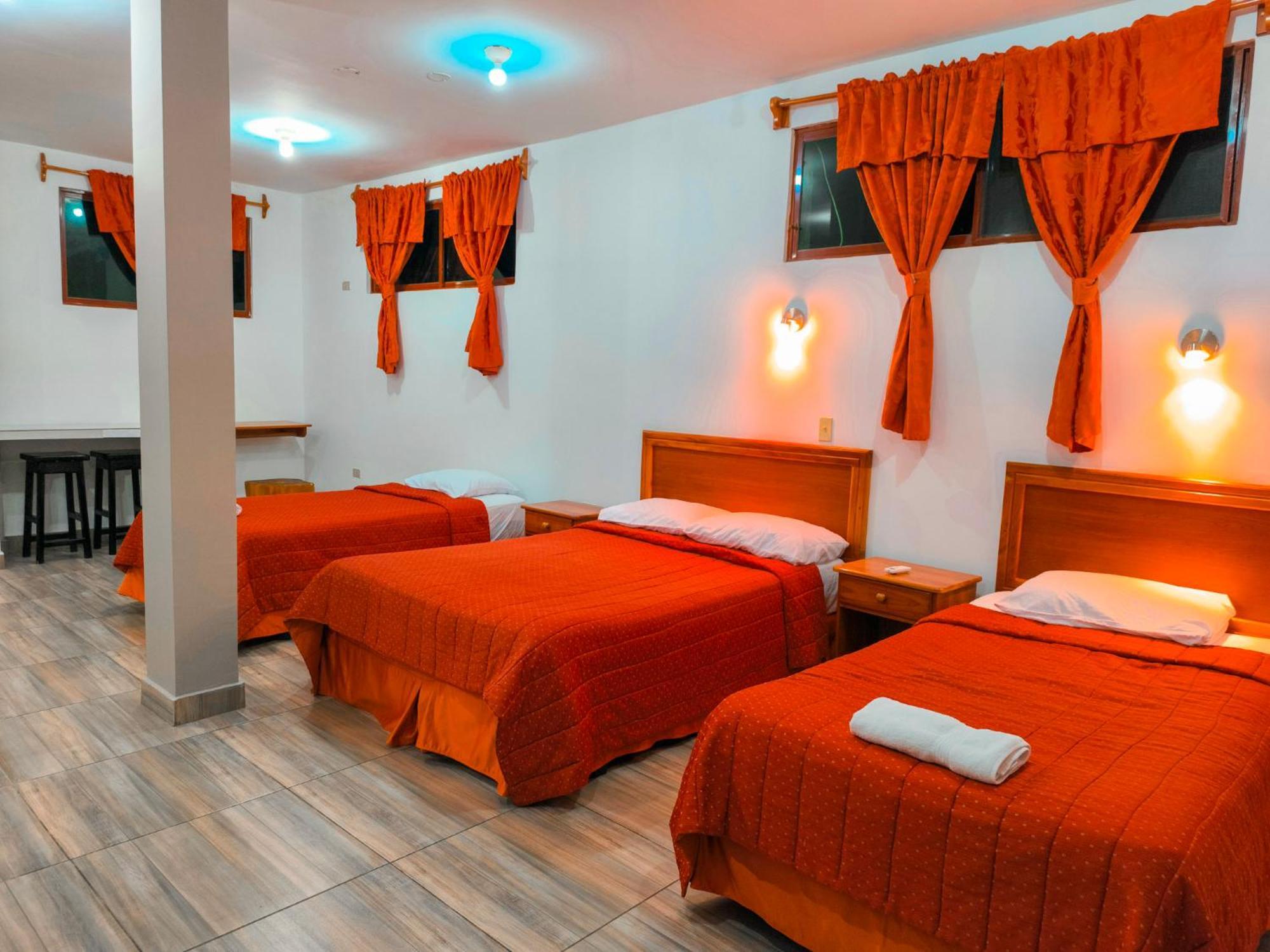 Suites En El Centro Puerto Ayora  Extérieur photo